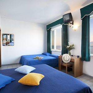 Quadruple Room Sea View